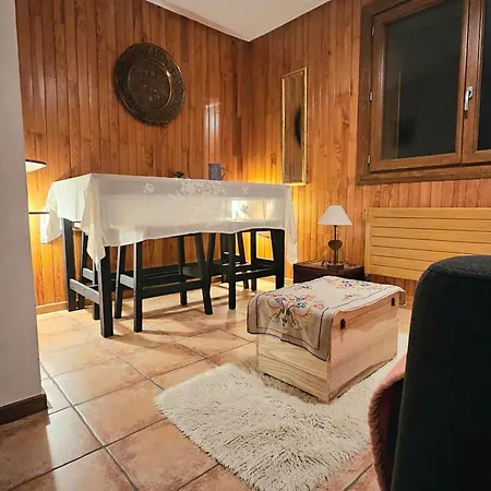 Apartment 1650 *